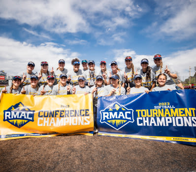 Women's Softball championship team